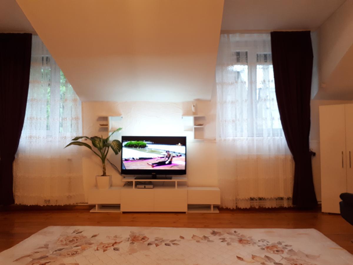 Апартаменти Karin House Тбілісі Екстер'єр фото